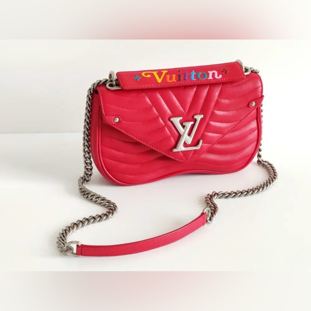 LOUIS VUITTON Calfskin New Wave Chain PM Scarlet